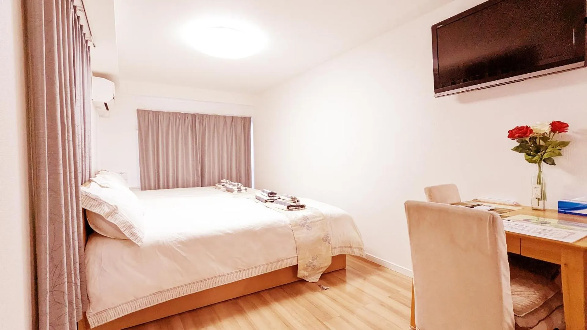 Rosenheim Tokyo Shinjuku Hotel